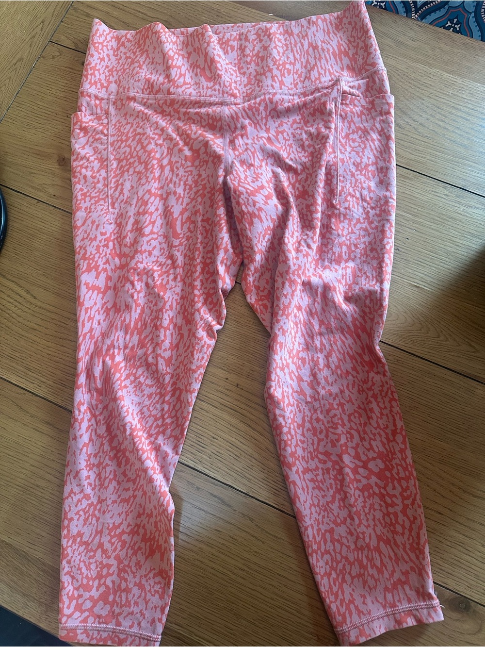 Athleta Coral and Light Pink Abstract Crop Leggings